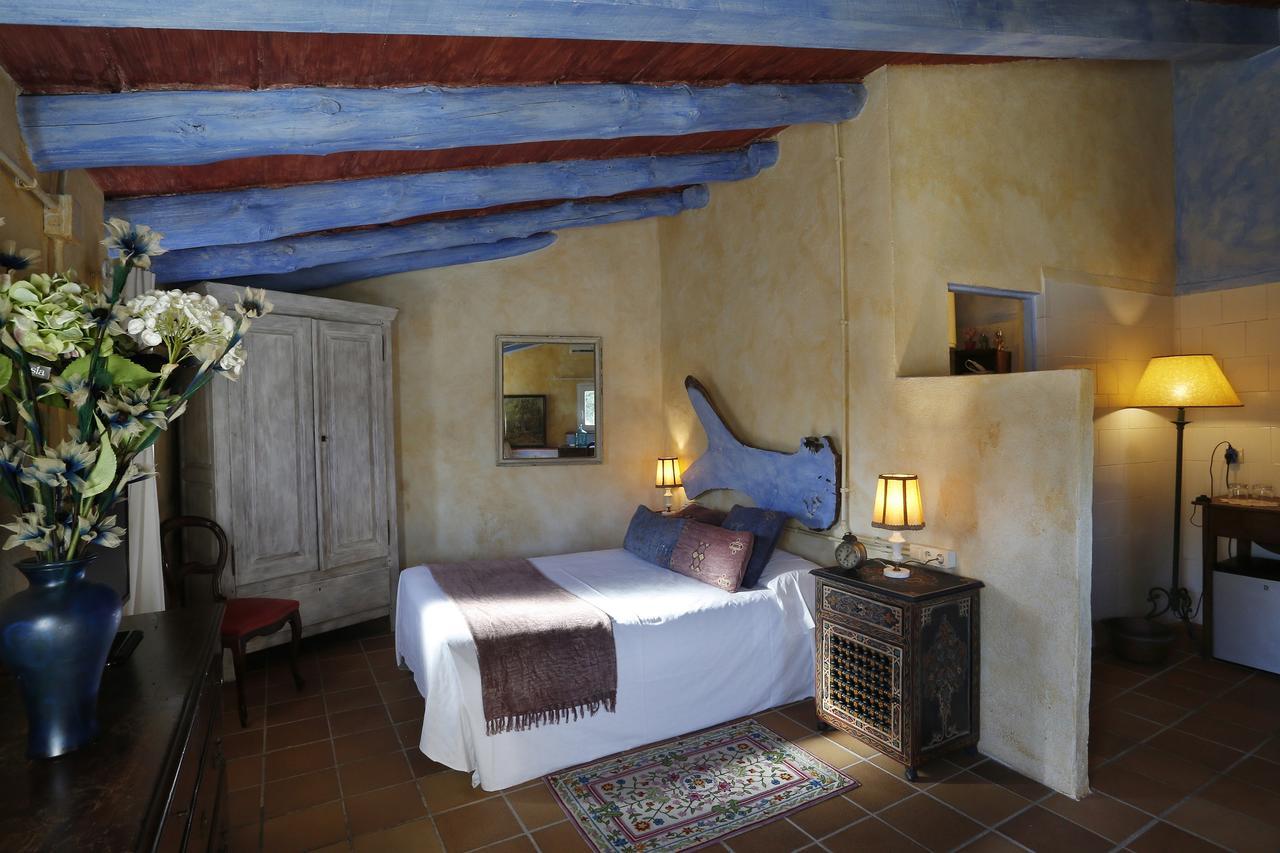 Hostal Blau Peratallada Exteriör bild