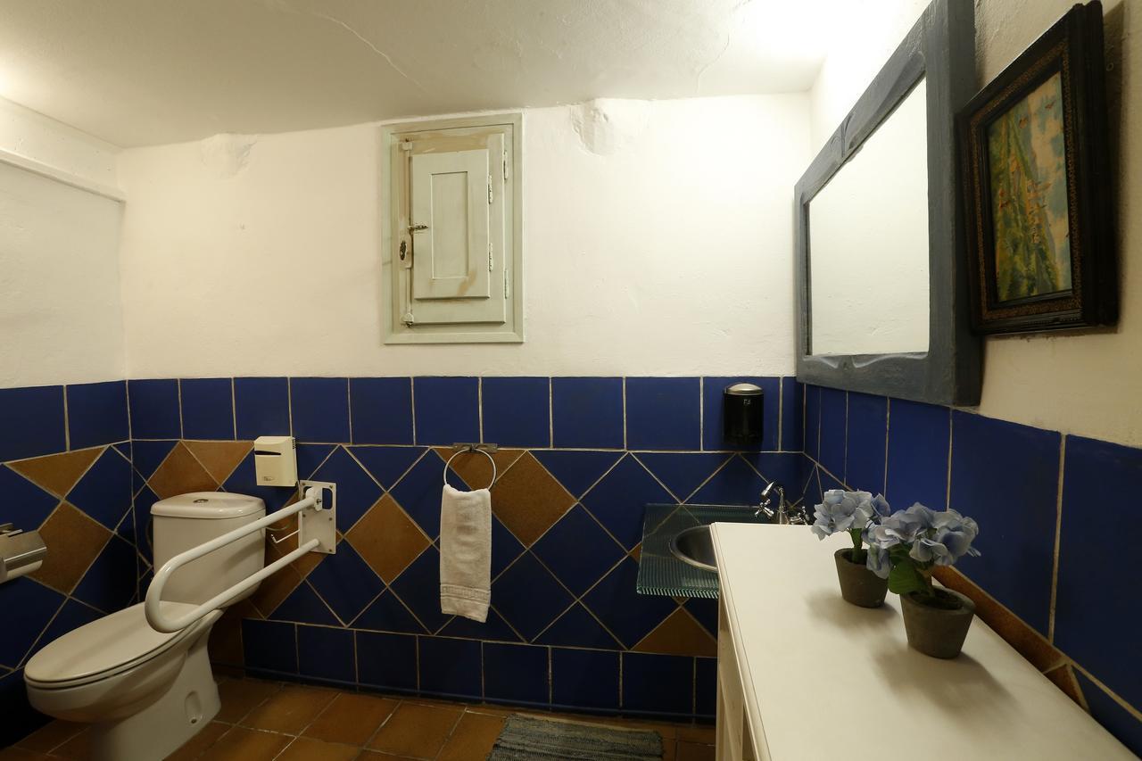 Hostal Blau Peratallada Exteriör bild