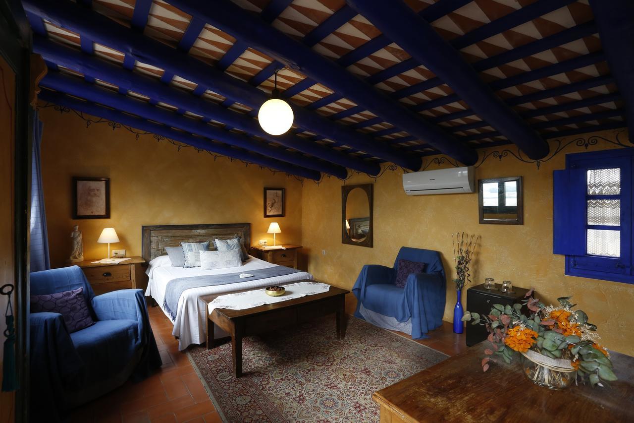 Hostal Blau Peratallada Exteriör bild