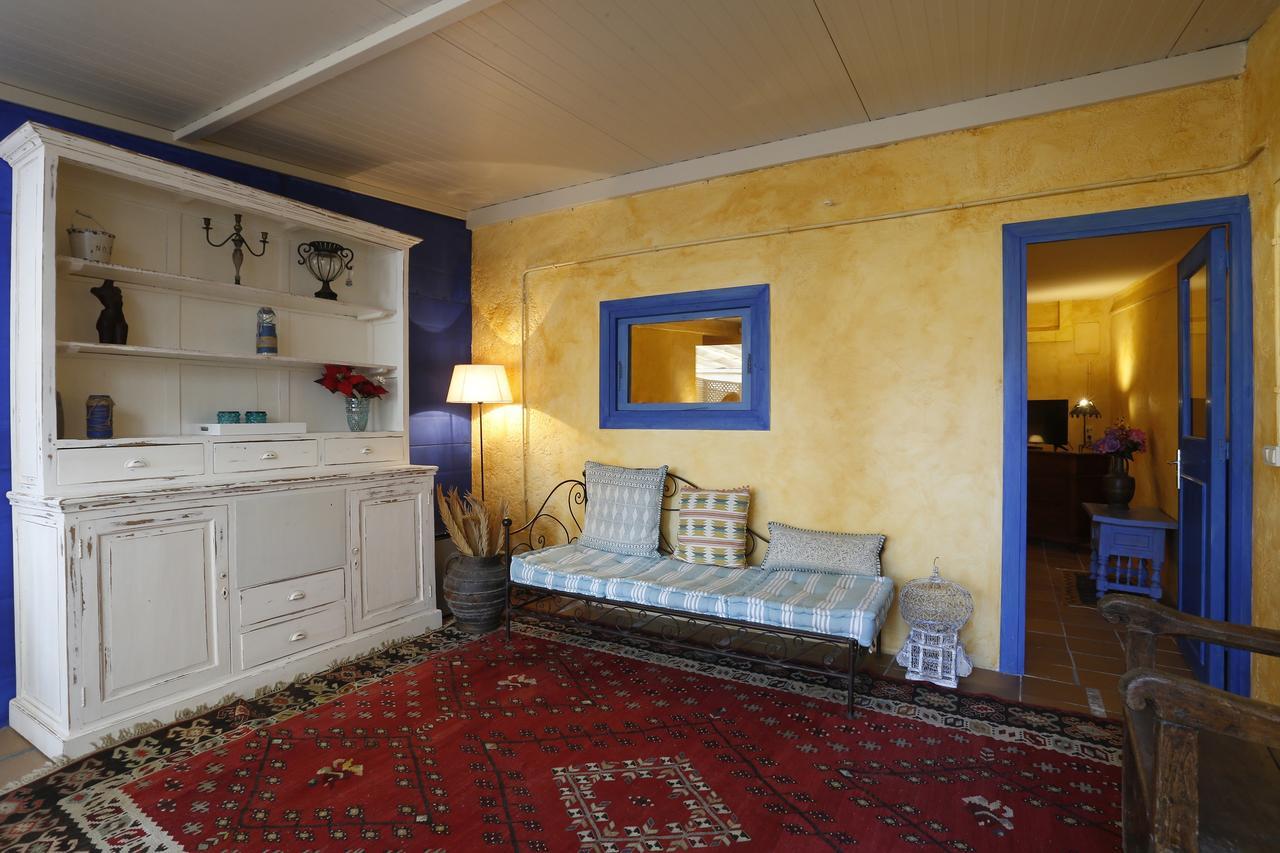 Hostal Blau Peratallada Exteriör bild